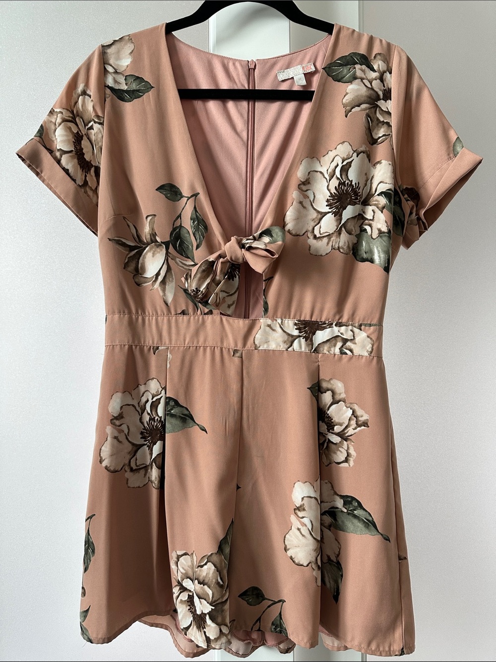 Gianni Bini Blush Floral Tie-Front Romper